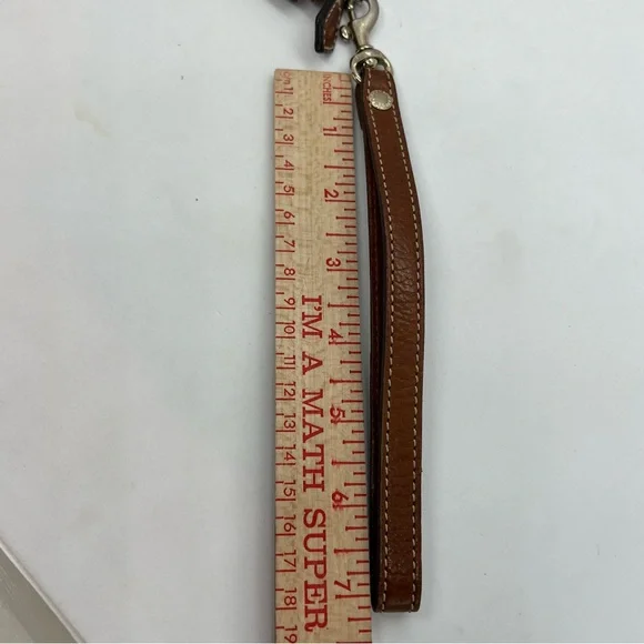 Dooney & Bourke Brown Leather Wristlet Zip Clutch Wallet | Classic Logo | EUC - Picture 11 of 11